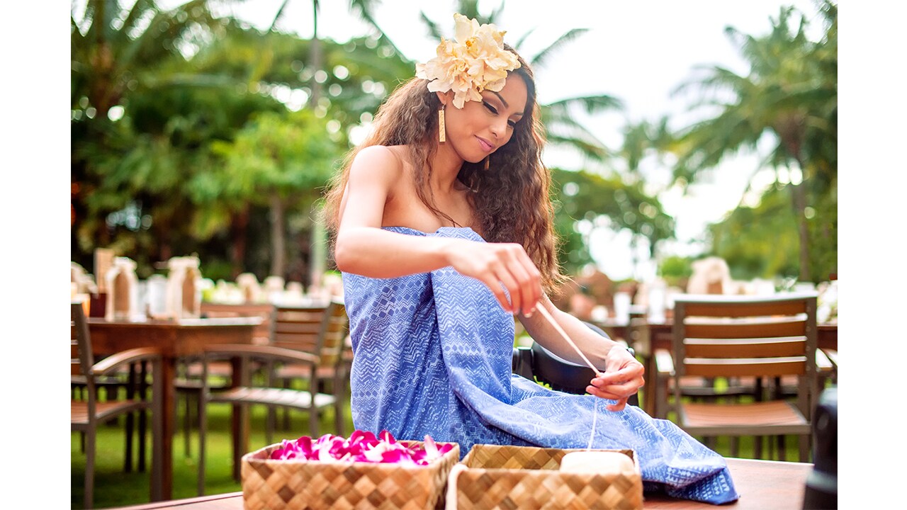 Hawaiian Arts and Crafts at KA WA‘A, a lu‘au at Aulani, a Disney Resort & Spa