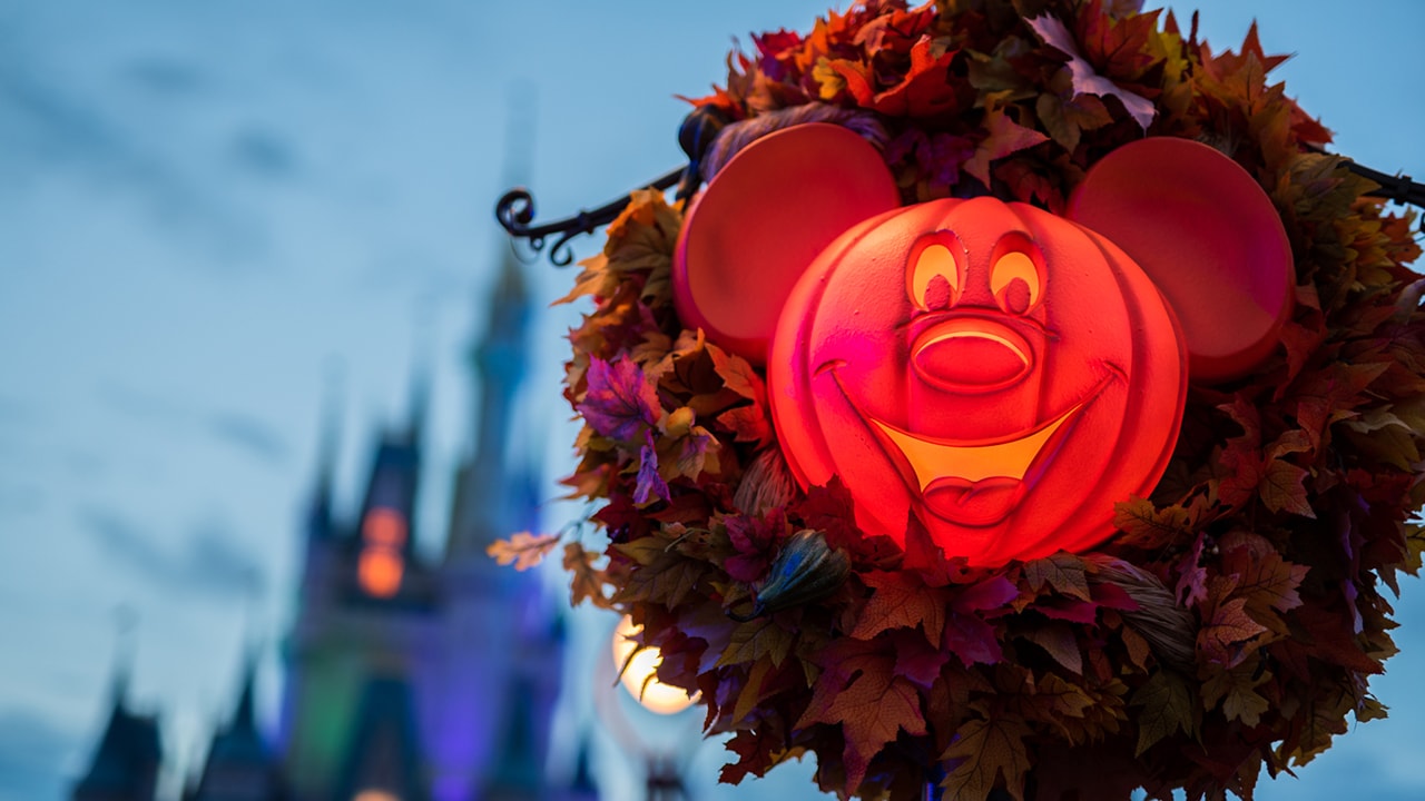 Disney Parks After Dark: Mickey Jack-O-Lanterns Light Up Magic Kingdom ...