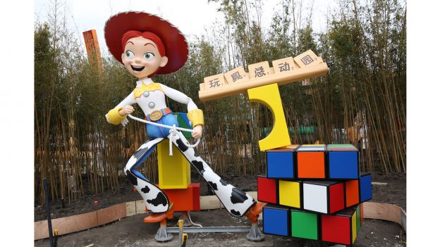 Disney Pixar Toy Story Land At Shanghai Disneyland Is Now Home To Woody And Jessie Disney Parks Blog