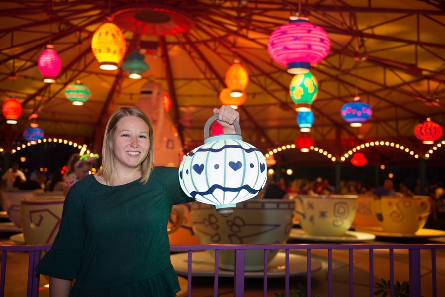 Disney PhotoPass - Mad Tea Party lantern prop