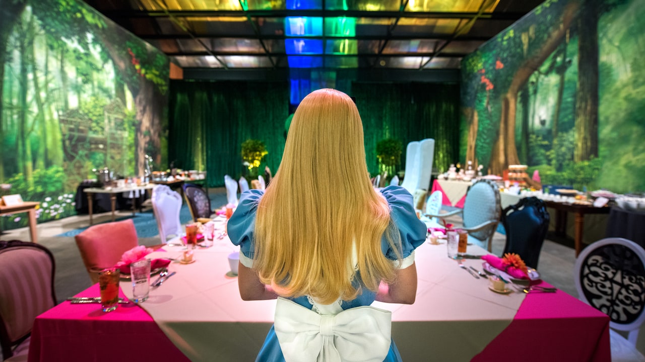 Inside Disney's Alice in Wonderland Restaurant - Disney Tourist Blog