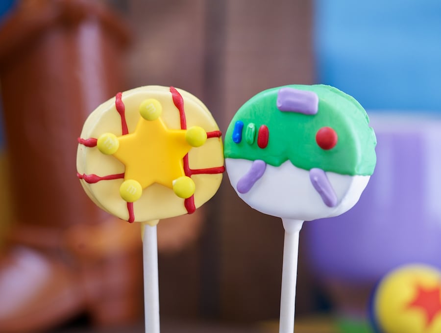 Pixar-Themed Cake Pops