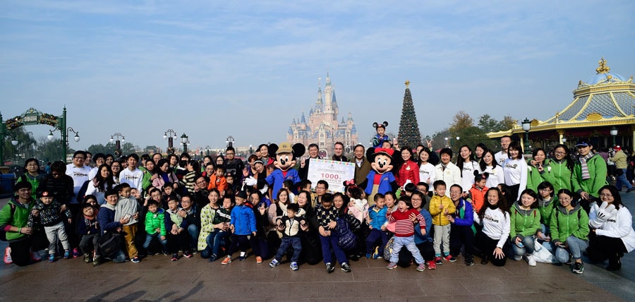 Disney VoluntEARS at Shanghai Disney Resort