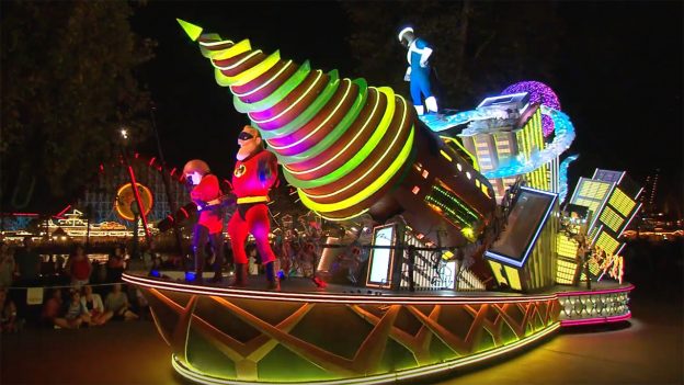 Behind The Scenes, Incredibles float, "Paint the Night Parade", Disney California Adventure park