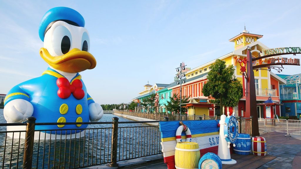 11-Meter Donald Duck at Shanghai Disney Resort