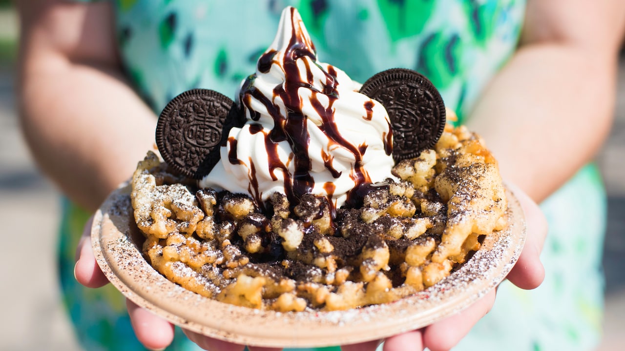 Cookies ‘n Cream Funnel Cake at Oasis Canteen at Disney’s Hollywood Studios