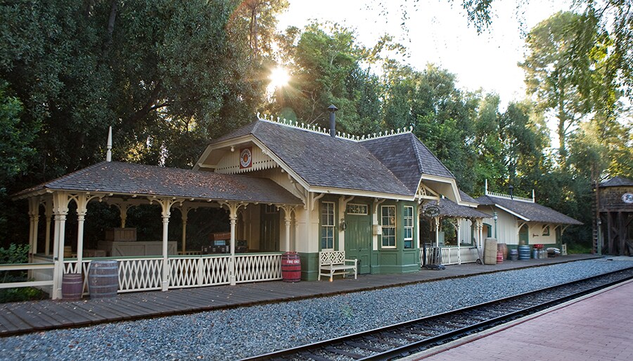 Look Closer Disneyland Railroad at Disneyland Park Disney Parks Blog