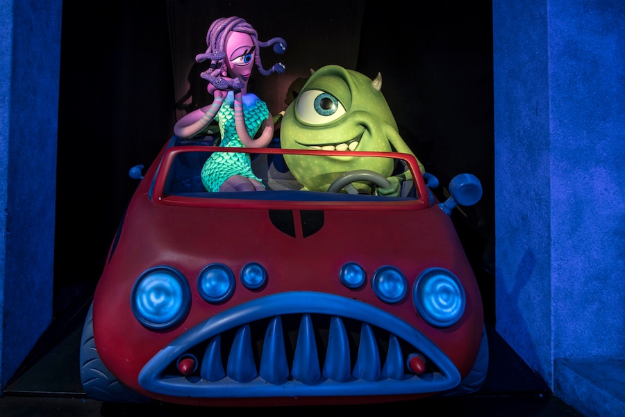 Monsters Inc. Mike & Sulley to the Rescue at Disney California