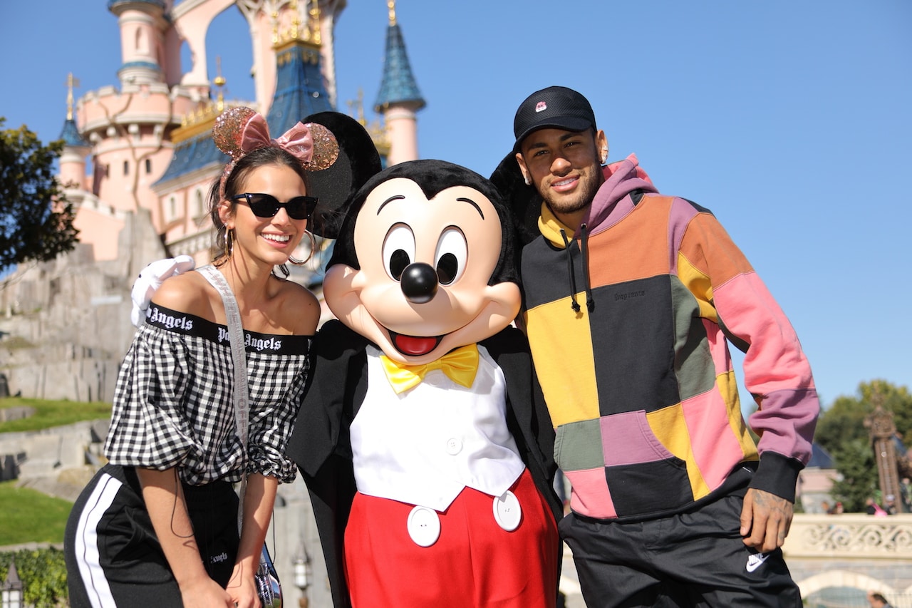 Neymar and Bruna Marquezine joined Mickey Mouse at Disneyland Paris