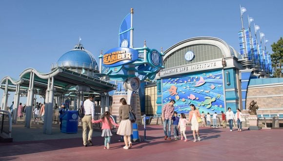 Disney Parks Attractions and Entertainment Receive More Industry Awards This Week