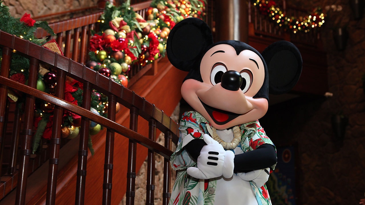 Disney Aulani Minnie Mouse Christmas Mele Kalikimaka Hawaii Ears Plumeria