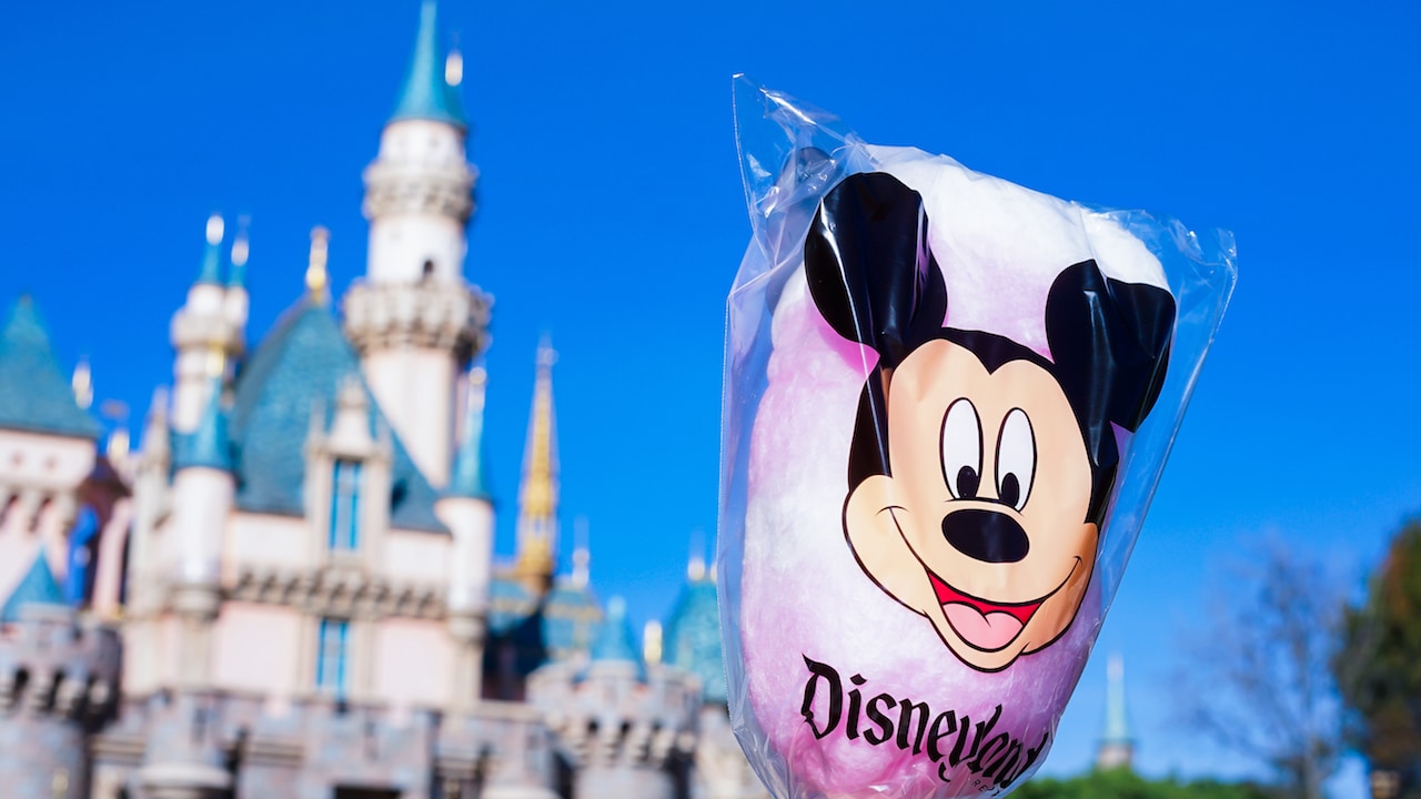 Cherry Cotton Candy for Minnie’s Valentine’s Day Surprise at Disneyland Park