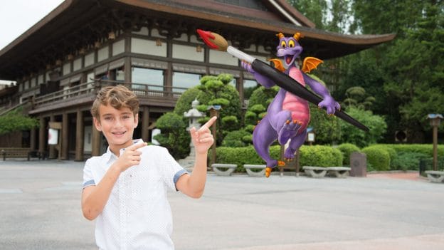 Capture Works of Art with Disney PhotoPass during the Epcot International Festival of the Arts