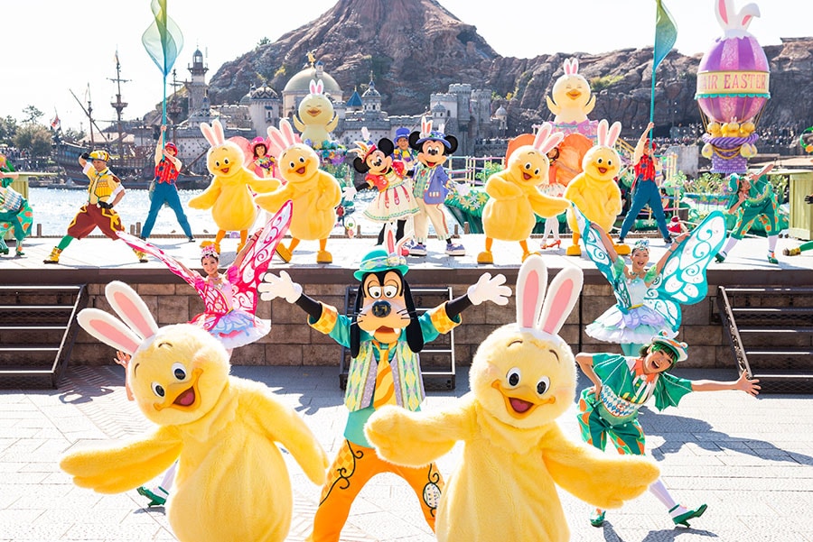 Disney S Easter Takes Over Both Parks At Tokyo Disney Resort
