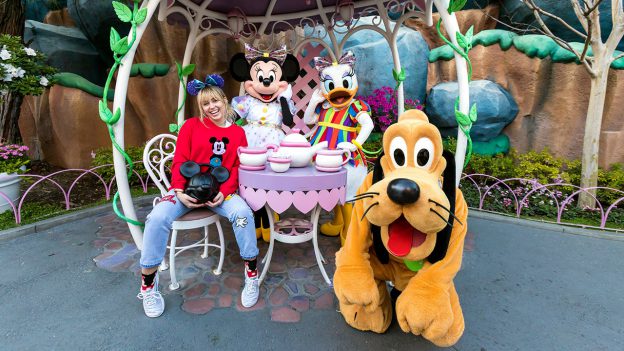 Miley Cyrus Enjoys Tea Time with Minnie, Daisy and Pluto During Get Your Ears On – A Mickey and Minnie Celebration at Disneyland Park