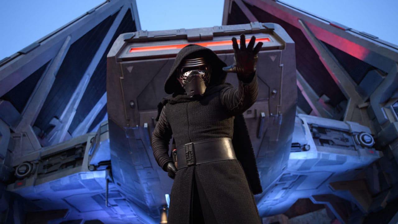 insect Remmen hardop Encounter the First Order and Heroes of the Resistance During Your Visit to Star  Wars: Galaxy's Edge | Disney Parks Blog