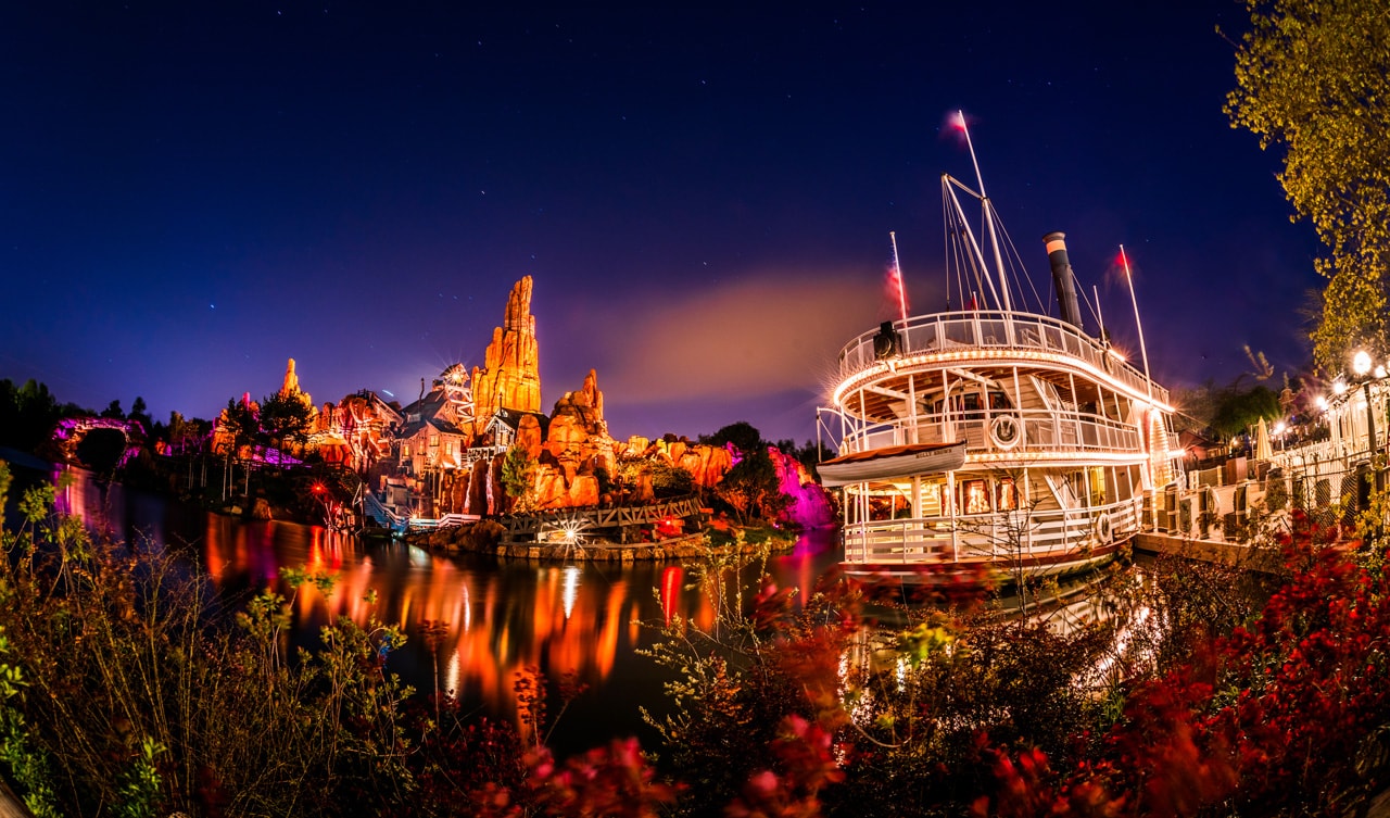 Disney Parks After Dark: Frontierland Lights Up at Disneyland Paris | Disney Parks Blog