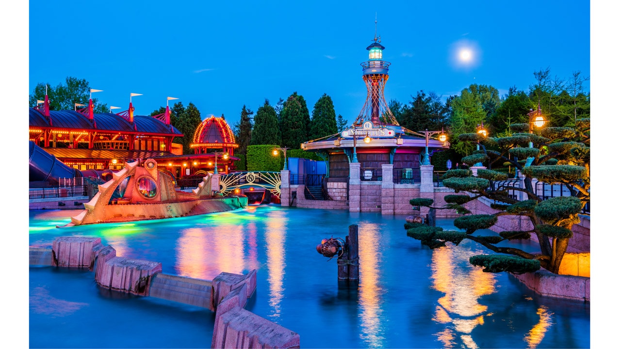 Disney Parks After Dark Les Mysteres Du Nautilus At Disneyland Paris Disney Parks Blog