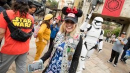 The First Guests Arrive at Star Wars: Galaxy’s Edge at Disneyland Park on Opening Day