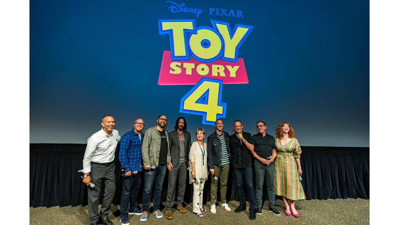  Toy Story 4 : Tom Hanks, Tim Allen, Annie Potts, Tony