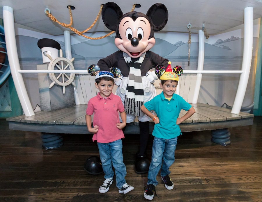 The Capetillo kids with Mickey Mouse