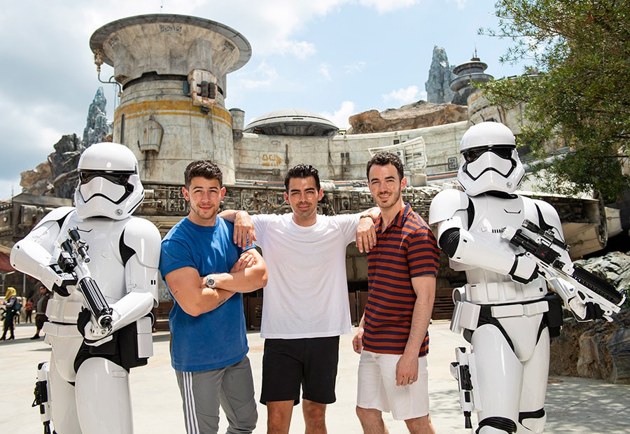 Jonas Brothers visit Star Wars: Galaxy's Edge at Walt Disney World