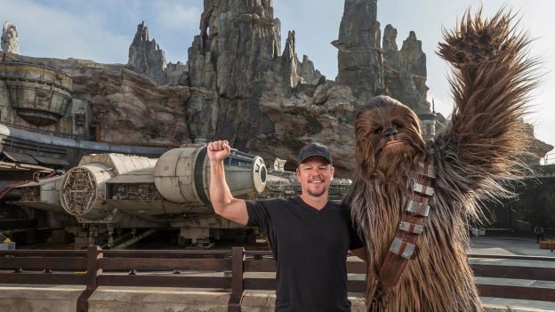 Matt Damon Explores Star Wars: Galaxy’s Edge