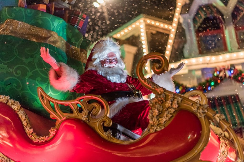 Mickey’s Very Merry Christmas Party Officially Starts the Holiday Season at Walt Disney World ...