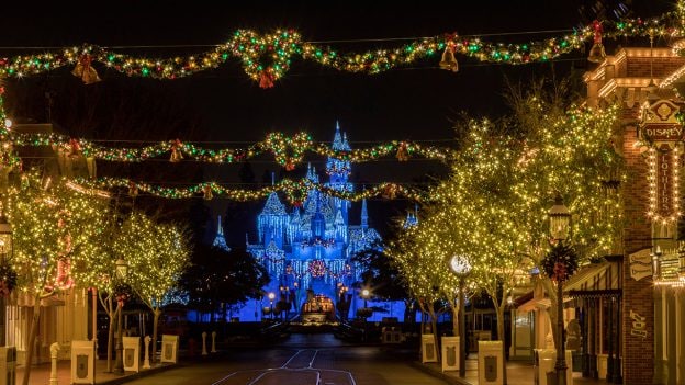 Holidays at Disneyland Resort – Sleeping Beauty’s Winter Castle at Disneyland Park
