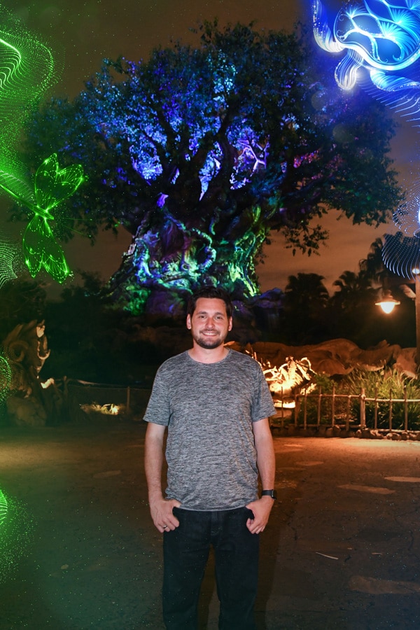 Tree of Life Disney PhotoPass Photo Op at Disney's Animal Kingdom