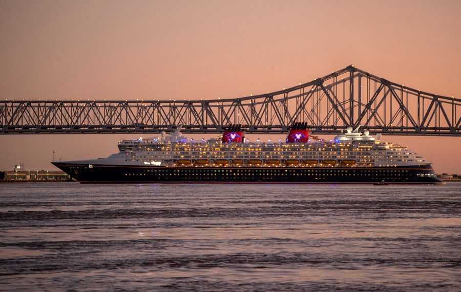 Disney Wonder Sets Sail on Inaugural Voyage from New Orleans