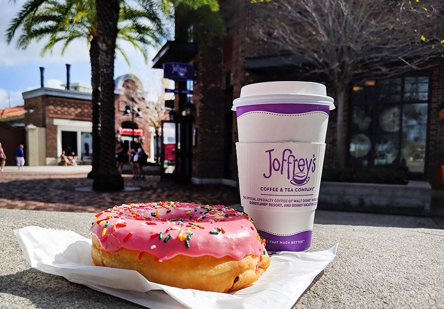 News: Mickey Mouse ON YOUR COFFEE at Joffrey's in Disney World!