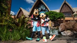 Max and Goofy at Aulani, a Disney Resort & Spa