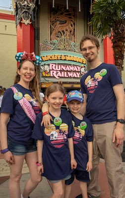 Guests at Mickey & Minnie's Runaway Railway