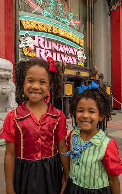 Guests at Mickey & Minnie's Runaway Railway