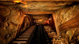 Big Grizzly Mountain Runaway Mine Cars