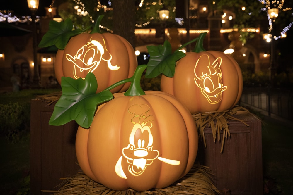 Halloween Arrives at Shanghai Disney Resort with Spooktacular New Party, Frightfully Fun Surprises 