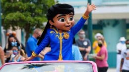 Mira, star of the hit Disney Junior series “Mira, Royal Detective,” recently paid a visit to Walt Disney World Resort