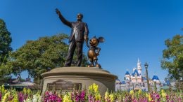 Partners statue at Disneyland park