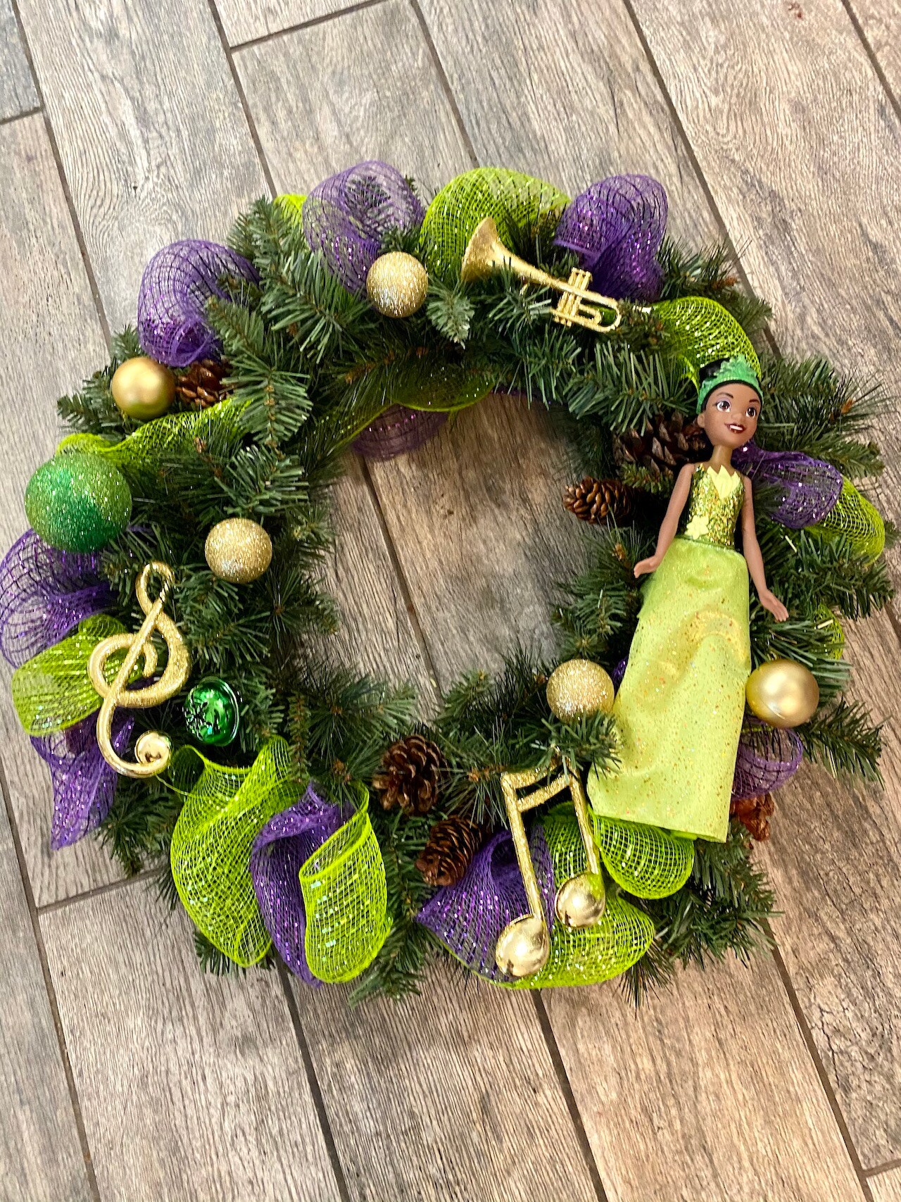 Tiana-inspired wreath