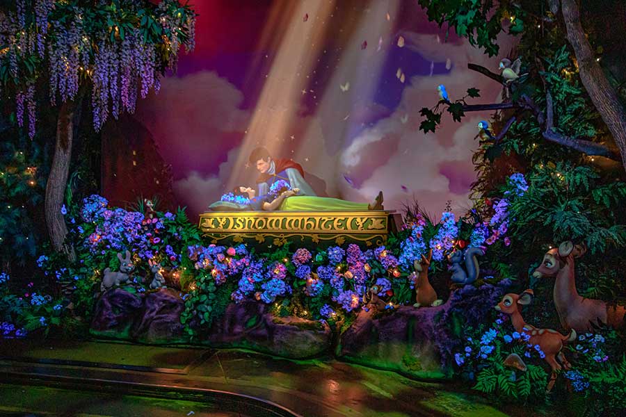 Newly reimagined Snow White’s Enchanted Wish, Disneyland Resort