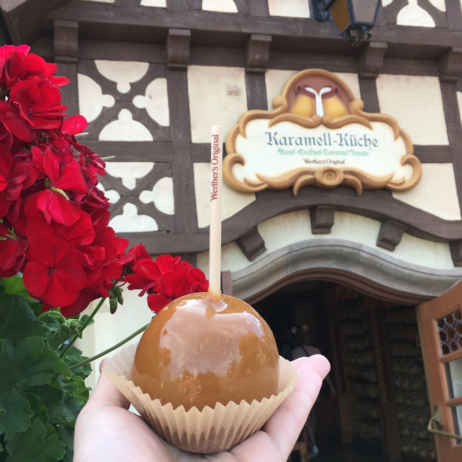 Carmel Apple from Karamell-Küche at EPCOT