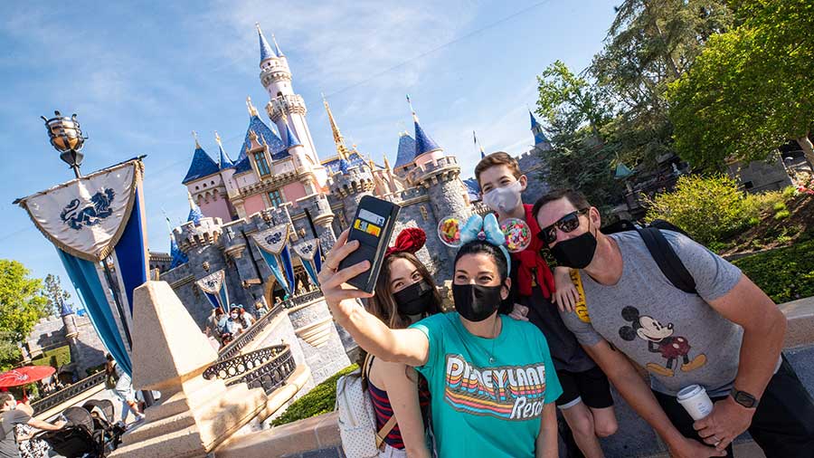 Selfies in front of Sleeping Beauty Castle, Disneyland Resort