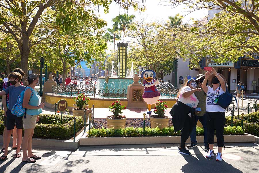 Character experiences, Disneyland Resort
