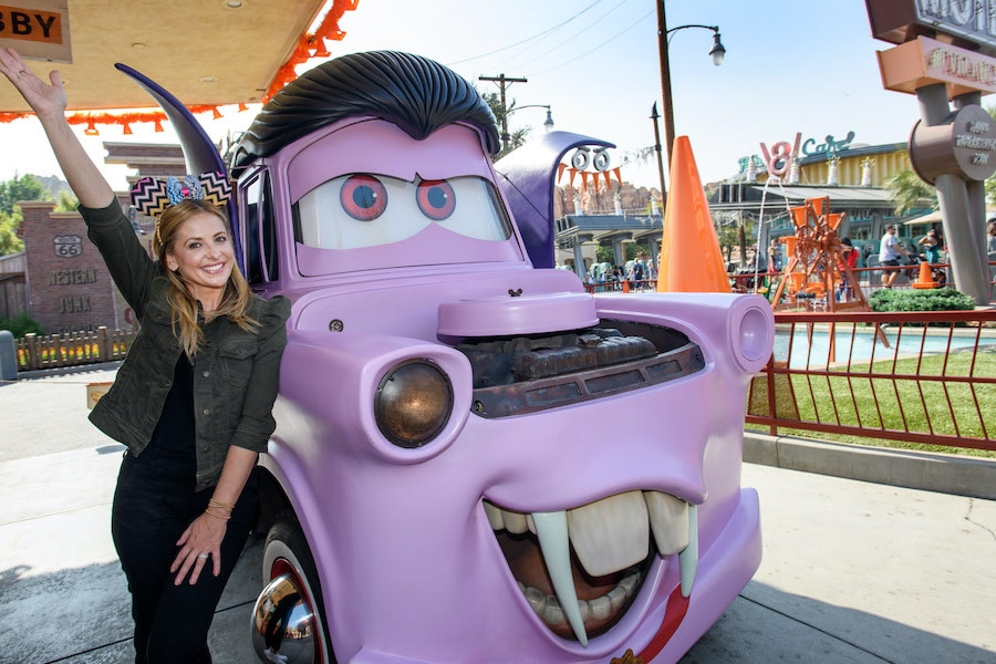 Sarah Michelle Gellar Celebrates Halloween Time at Disneyland Resort