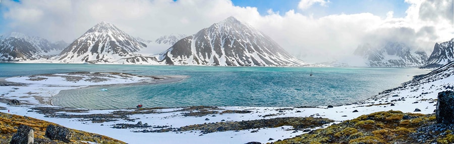 The Magdalenefjorden on the west coast of Spitsbergen