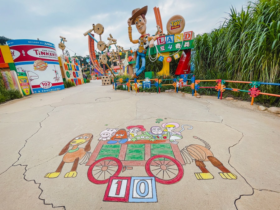 The completed mural at the entrance to Toy Story Land