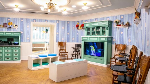 Baby Care Centers At Walt Disney World, Disney World Light Fixtures 2021