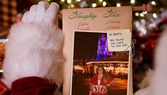Disney PhotoPass holiday-themed Magic Shot available at Walt Disney World Resort