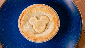 Foodie Guide to Lunar New Year 2022: Celebrate at Disneyland Resort